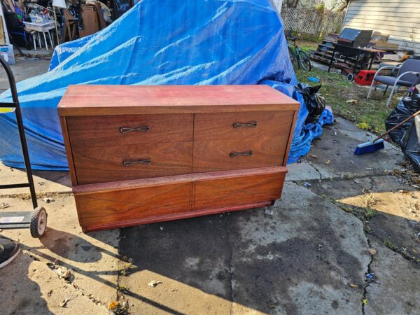 6 Drawer Dresser